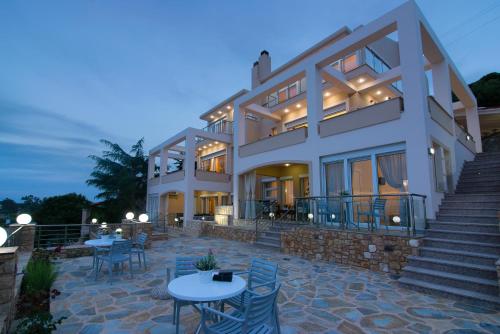 Gallery image of Villa Sunset in Skala Kallirakhis