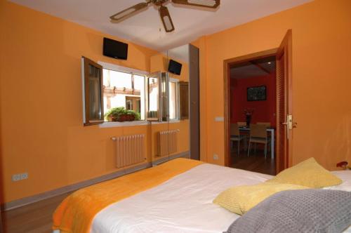 APARTAMENTOS REAL9- 2 HABITACIONES y 1 HABITACIÓN