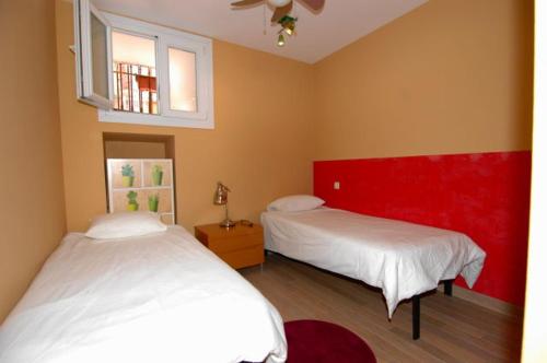 APARTAMENTOS REAL9- 2 HABITACIONES y 1 HABITACIÓN