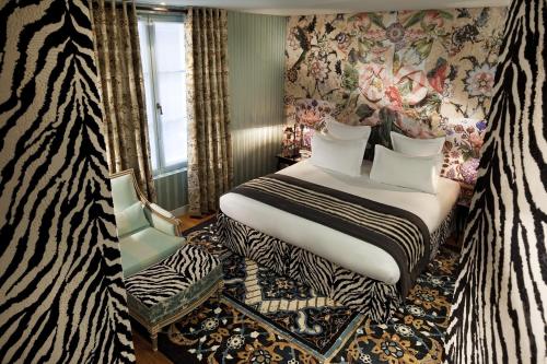 Hôtel du Petit Moulin, Haute Couture hotel by Lacroix photo 31