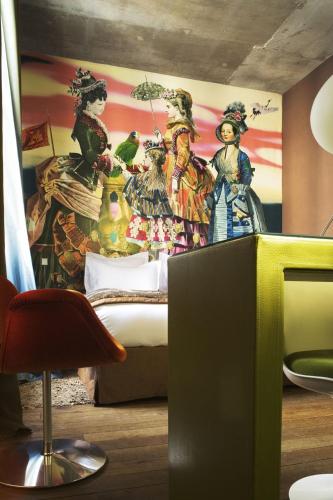 Hôtel du Petit Moulin, Haute Couture hotel by Lacroix photo 25