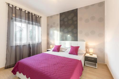 Photo de la galerie de l'établissement Apartments Karlo, à Podstrana