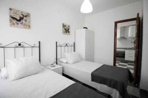 Postel nebo postele na pokoji v ubytování Villa Rosario SpainSunRentals 1070