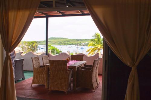 Afbeelding uit fotogalerij van Hostal Cattleya in Puerto Baquerizo Moreno