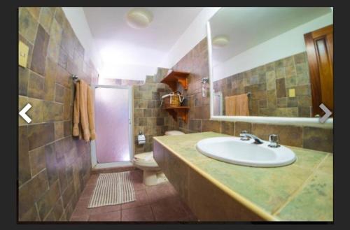 Koupelna v ubytování Villa Ikal