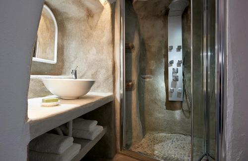 Koupelna v ubytování Terra Mare Suites