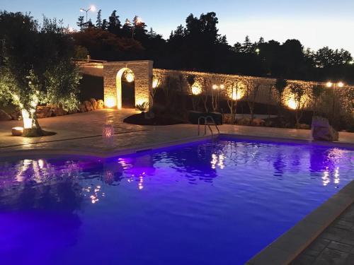 Kolam renang di atau dekat dengan Relais Masseria Serritella