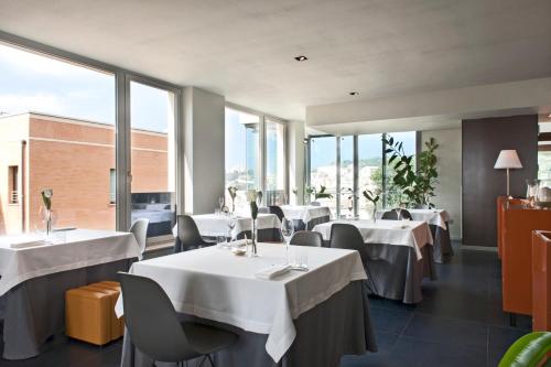 Restaurace v ubytování SeePort Hotel