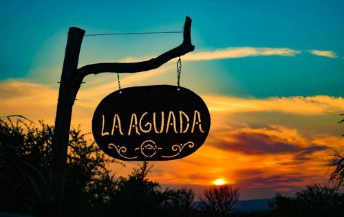 Alba o tramonto visti dall'interno del lodge o dai dintorni