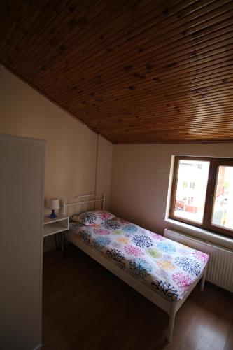 Ένα ή περισσότερα κρεβάτια σε δωμάτιο στο Deeps Hostel Eskişehir