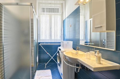 Vonios kambarys apgyvendinimo įstaigoje Lavender - City Room with free parking