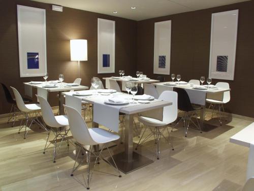 Hotel Conqueridor photo 64