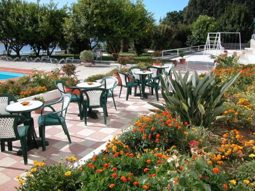 Hotel Touris, Ardía, Spain - Booking.com