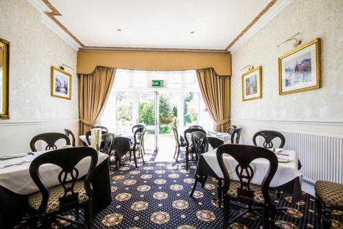 Χώρος καθιστικού στο NormanHurst Hotel