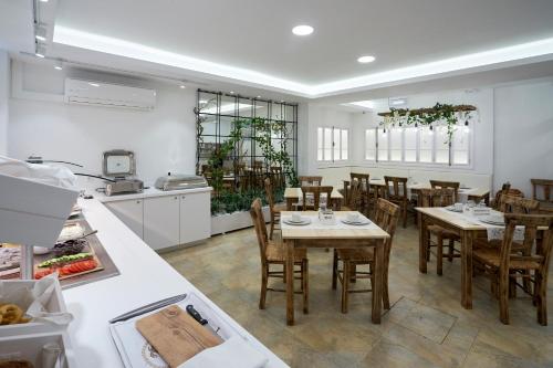 Εστιατόριο ή άλλο μέρος για φαγητό στο Iapetos Village