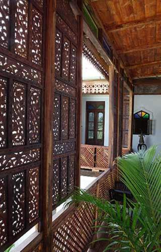 Ruang duduk di Kholle House