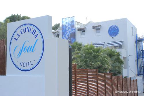 Certifikát, hodnocení, plakát nebo jiný dokument vystavený v ubytování La Concha Soul Boutique Hotel