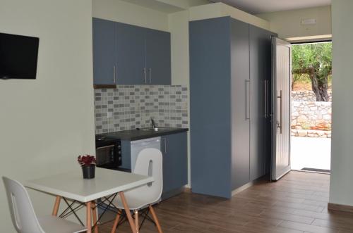 Verga's Apartments