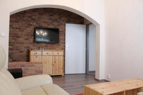 Enjoy Innにあるテレビまたはエンターテインメントセンター