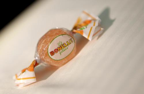 ホテルの敷地内または近くでの食事または食べ物