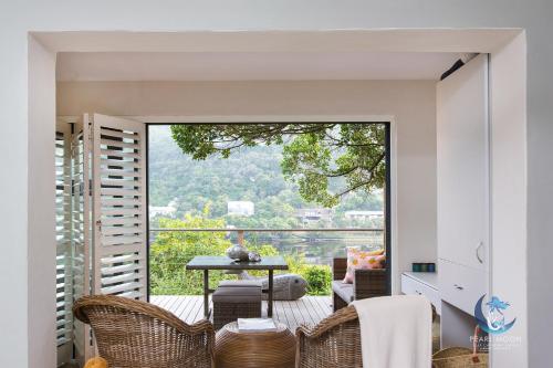 Ruang duduk di Pearl Moon Boutique Suites