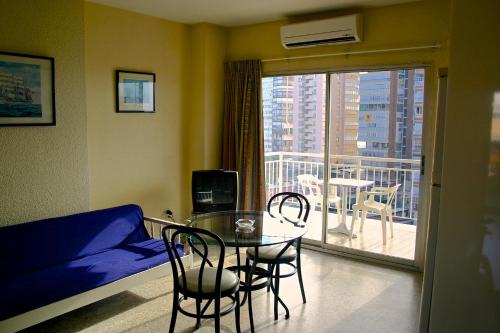 Gallery image of Apartamentos Astoria - Benidorm in Benidorm