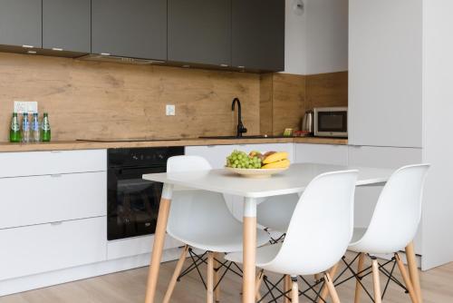 Kuchyň nebo kuchyňský kout v ubytování Easy Apartments Wrocław