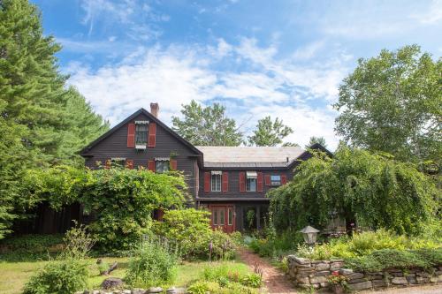 Gallery image of The Tartan Fox at the Meadmere in Swanzey