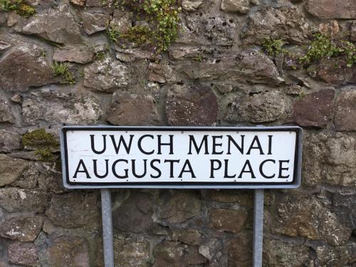 Φωτογραφία από το άλμπουμ του Uwch Menai σε Y Felinheli