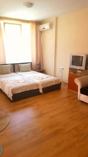 Gallery image of Family Hotel Solar Central in Sunny Beach