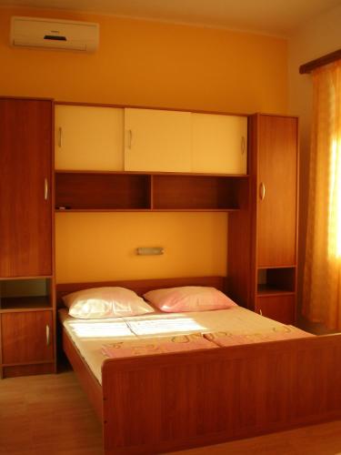 Gallery image of Studio Apartments Marija with private parking in Makarska