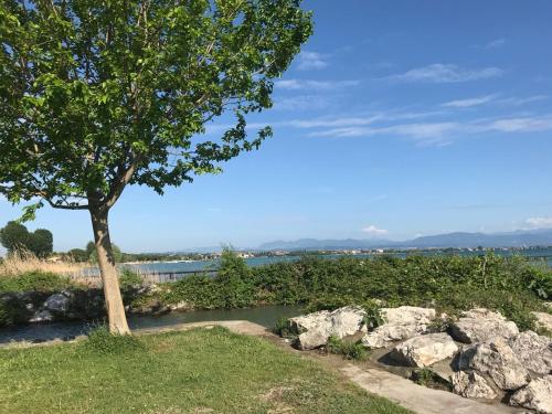 Φυσικό τοπίο κοντά σε αυτή η παραθεριστική κατοικία