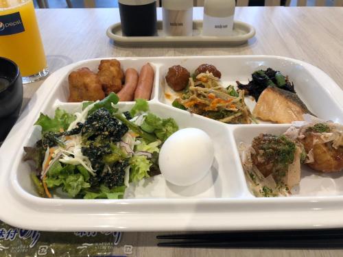 Еда / где поесть недалеко от отеля