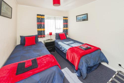 Anndion Lodge Motel & Conference Centreにあるベッド
