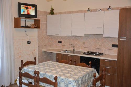 Cuisine ou kitchenette dans l'établissement Casa Panoramica Vintage