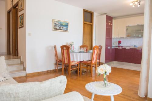 Apartment Mara