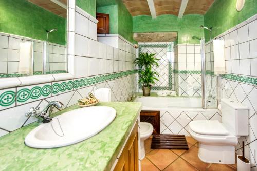 Kylpyhuone majoituspaikassa Agroturisme Can Bessol