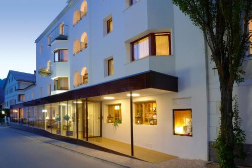 Das Gebäude in dem sich das Hotel befindet