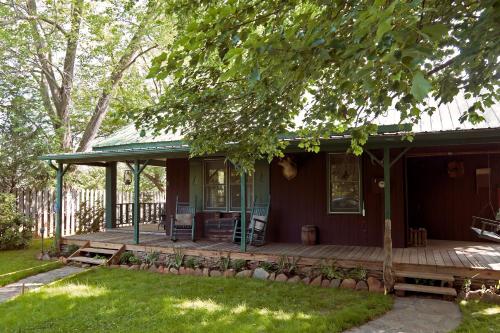Zahrada ubytování Mountain Springs Cabins