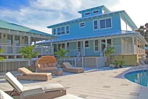 Dolphin Point Villasの敷地内または近くにあるプール