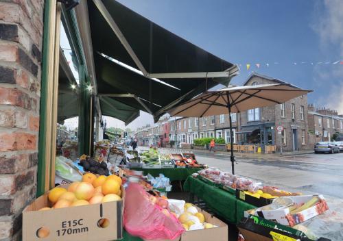 Lucy's Lodge- Most Stylish Apartment On Vibrant Bishy Road with Free Parking photo 19