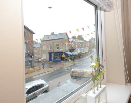 Lucy's Lodge- Most Stylish Apartment On Vibrant Bishy Road with Free Parking photo 17