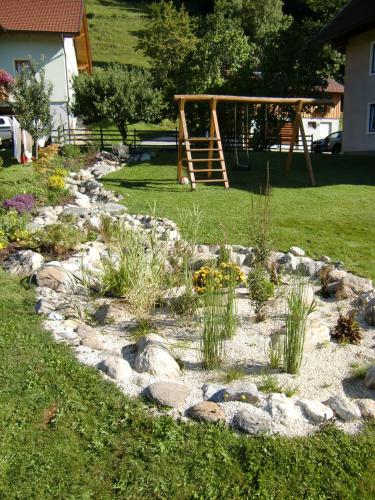 Taman di luar Ferienwohnung am Oberrainerhof