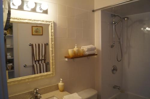 Gallery image of Duck Pond B&B Cottage in Leamington