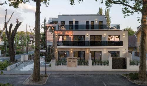 Gallery image of Trend Deluxe Siófok in Siófok