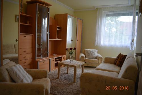 Posedenie v ubytovaní Berettyo Central Apartment