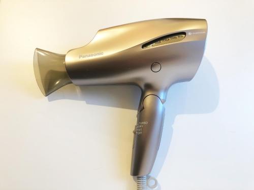 a hair dryer on a white background at La Krasse Sumida in Tokyo