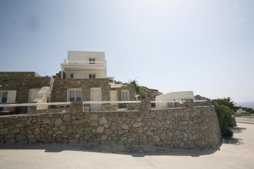 Gambar di galeri bagi Atlantis Beach Residence di Super Paradise Beach