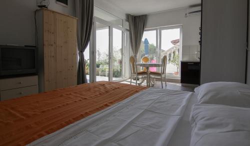 Apartments Tomas