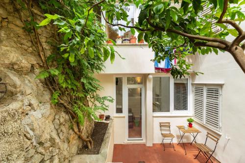 Apartment Relax – 1.4km from the Old town